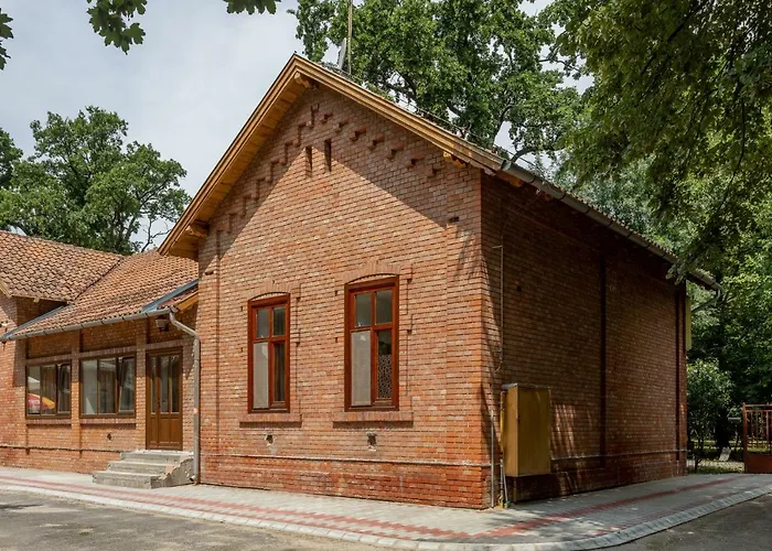 Pavilon Panzio Etterem Es Pizzeria